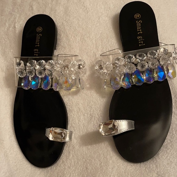 SMART GIRL LUCITE BEADED SANDAL W/TOE ACCENT SZ40 - Picture 1 of 7